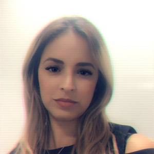 Meet your Posher, Desiree